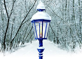 Narnia_Lightpost.jpg